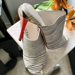 CALVIN KLEIN RED HEELED SANDALS